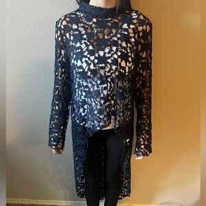 Pretty garden high low see through top